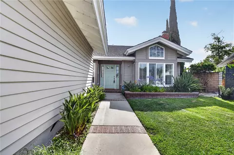 Exterior - 10 E Trenton, Irvine, CA 92620 photo 2 of 12
