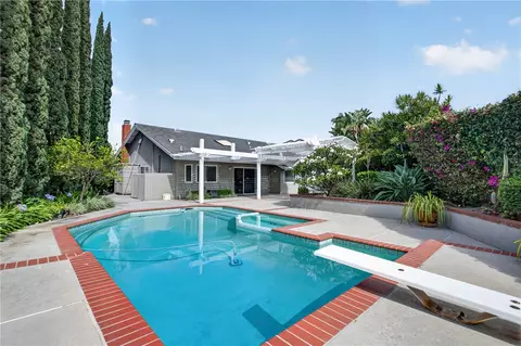 Exterior - 10 E Trenton, Irvine, CA 92620 photo 9 of 12