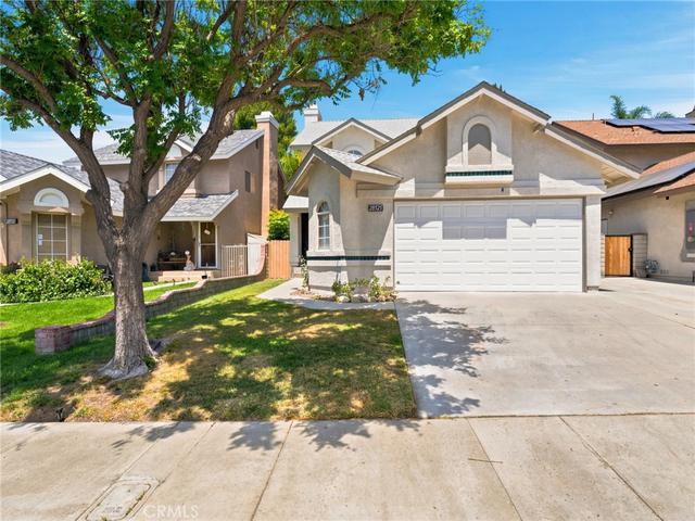 28525 Sugar Pine Way, Santa Clarita, CA 91390