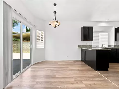 Dining - 28525 Sugar Pine Way, Santa Clarita, CA 91390 photo 1 of 2