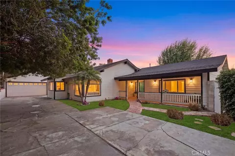 19242 Barrett Ln, North Tustin, CA 92705