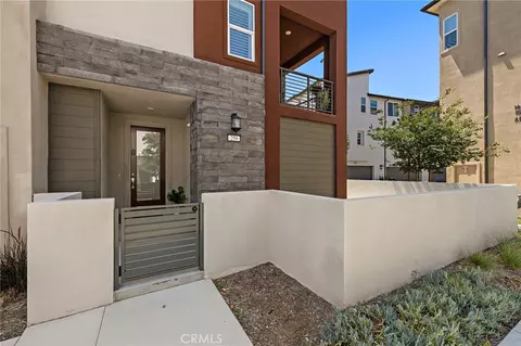 Exterior - 259 Lynx, Irvine, CA 92618 photo 4 of 9