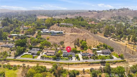 View/Area - 2552 Sunset, Riverside, CA 92506 photo 2 of 4