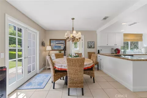 Dining - 2552 Sunset, Riverside, CA 92506 photo 2 of 5
