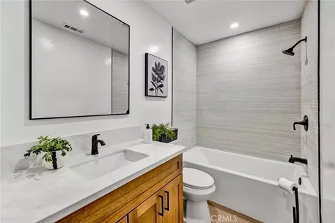 Bath - 1800 E Mayfair, Orange, CA 92867 photo 3 of 3