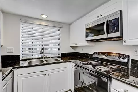 25551 Indian Hill Ln #C, Laguna Hills, CA 92653