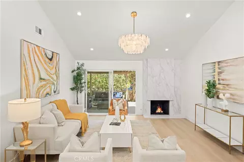 Living - 15 Eucalyptus, Irvine, CA 92612 photo 2 of 4