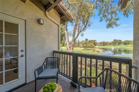 55 Via Pausa, Rancho Santa Margarita, CA 92688