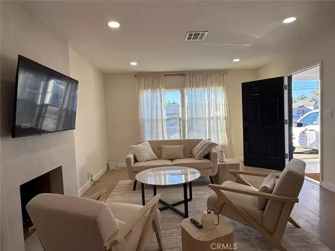 1618 W 9th St, Santa Ana, CA 92703