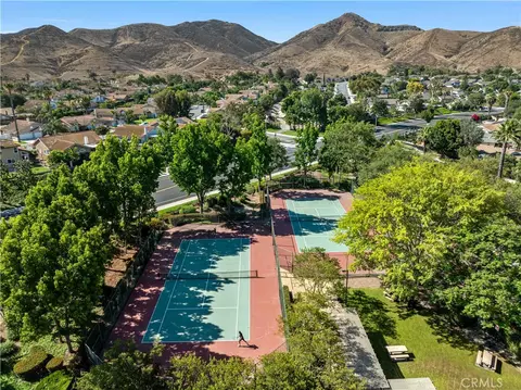 View/Area - 12981 August Cir, Riverside, CA 92503 photo 8 of 12