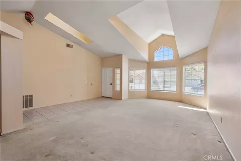 Living - 12981 August Cir, Riverside, CA 92503 photo 4 of 9