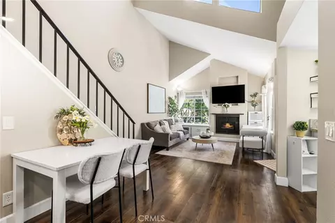 21156 River Gln, Lake Forest, CA 92630