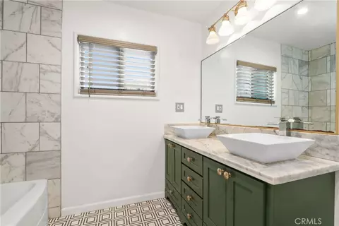 Bath - 1015 Elm St, Brea, CA 92821 photo 2 of 3