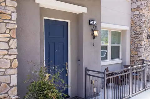 Exterior - 2245 Rolling Riv, Simi Valley, CA 93063 photo 1 of 2