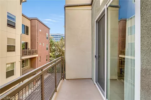 Exterior - 507 Rockefeller, Irvine, CA 92612 photo 1 of 12