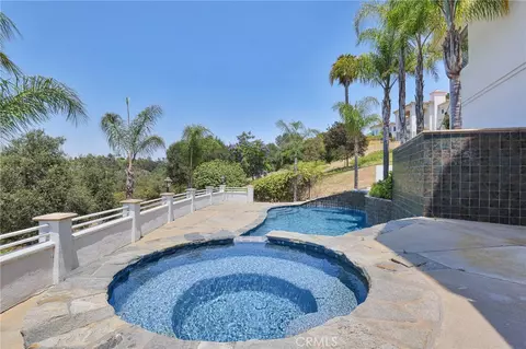 Exterior - 1303 Sycamore, Fallbrook, CA 92028 photo 4 of 11