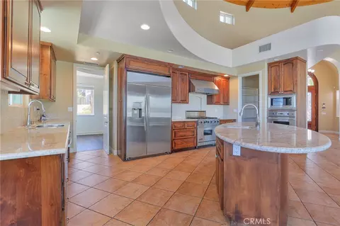 Kitchen - 1303 Sycamore, Fallbrook, CA 92028 photo 3 of 6