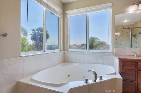 Bath - 1303 Sycamore, Fallbrook, CA 92028 photo 3 of 8