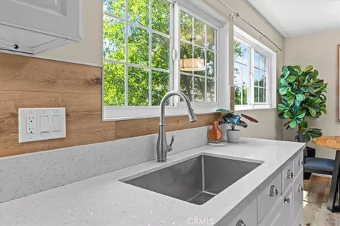 Kitchen - 208 Springview, Irvine, CA 92620 photo 4 of 4