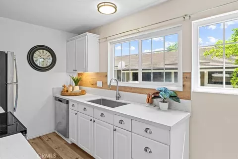 Kitchen - 208 Springview, Irvine, CA 92620 photo 1 of 4