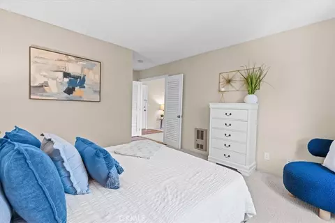 Bedroom - 208 Springview, Irvine, CA 92620 photo 2 of 3