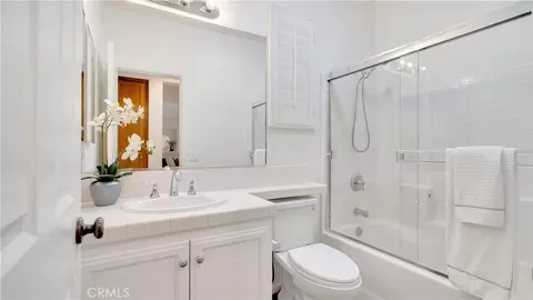Bath - 128 Talmadge, Irvine, CA 92602 photo 2 of 2