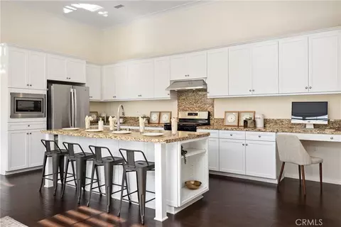 Kitchen - 86 Mayfair, Irvine, CA 92620 photo 2 of 4