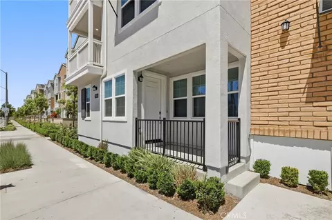 175 W La Palma Ave #6, Anaheim, CA 92801