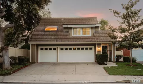 3433 Wimbledon Way, Costa Mesa, CA 92626