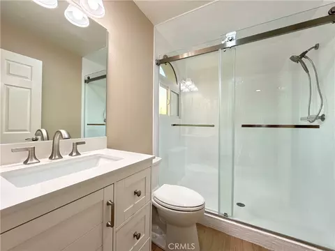 Bath - 2331 E Adams, Orange, CA 92867 photo 6 of 8