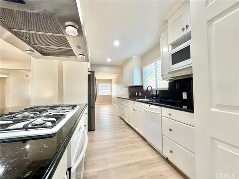 Kitchen - 2331 E Adams, Orange, CA 92867 photo 5 of 6
