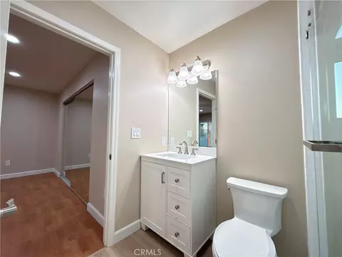 Bath - 2331 E Adams, Orange, CA 92867 photo 8 of 8