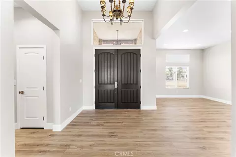 Entry Way - 8755 Maple, Hesperia, CA 92345 photo 1 of 1