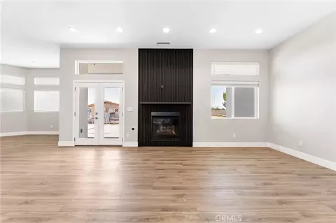 Living - 8755 Maple, Hesperia, CA 92345 photo 6 of 9