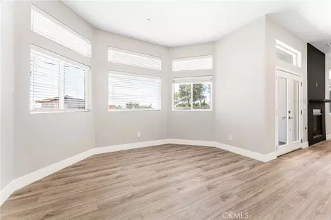 Living - 8755 Maple, Hesperia, CA 92345 photo 7 of 9