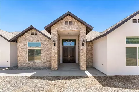 Exterior - 8755 Maple, Hesperia, CA 92345 photo 3 of 8
