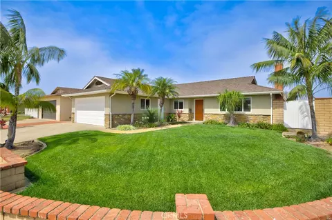 21281 Seaforth Ln, Huntington Beach, CA 92646
