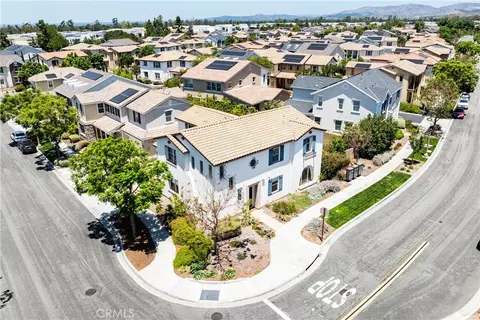 View/Area - 159 Newington, Irvine, CA 92618 photo 4 of 17