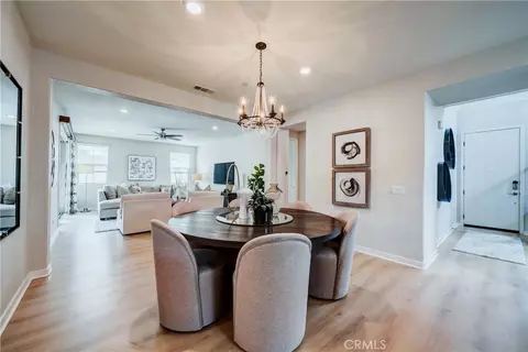 Dining - 159 Newington, Irvine, CA 92618 photo 1 of 3