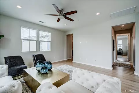 Entry Way - 159 Newington, Irvine, CA 92618 photo 7 of 8