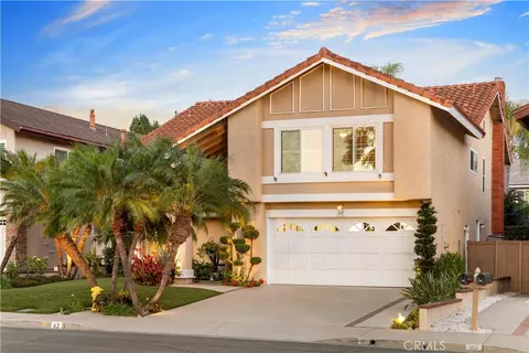 42 Christamon W, Irvine, CA 92620