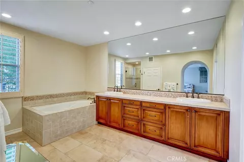 Bath - 7 Tuscany, Ladera Ranch, CA 92694 photo 1 of 6