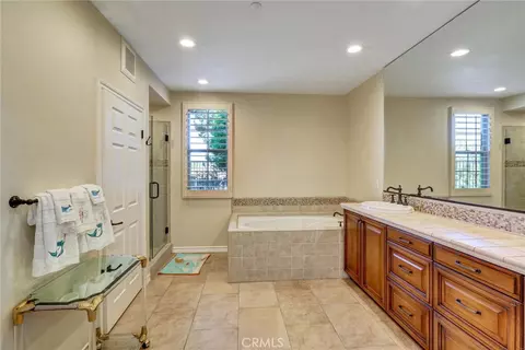 Bath - 7 Tuscany, Ladera Ranch, CA 92694 photo 2 of 6
