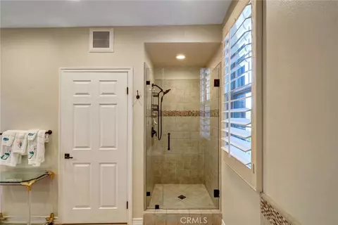 Bath - 7 Tuscany, Ladera Ranch, CA 92694 photo 3 of 6
