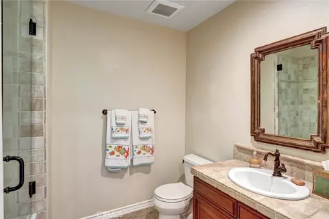 Bath - 7 Tuscany, Ladera Ranch, CA 92694 photo 4 of 6