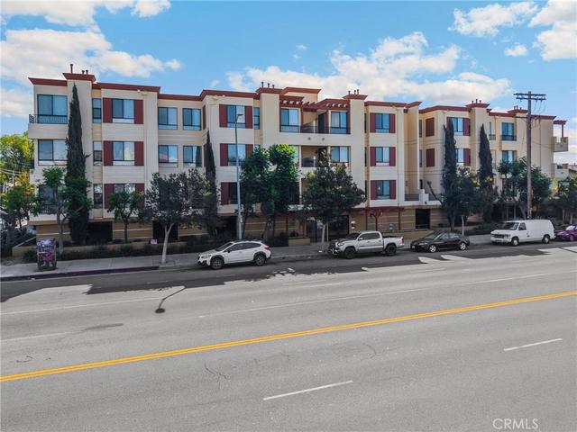 6938 Laurel Cyn #303, North Hollywood, CA 91605