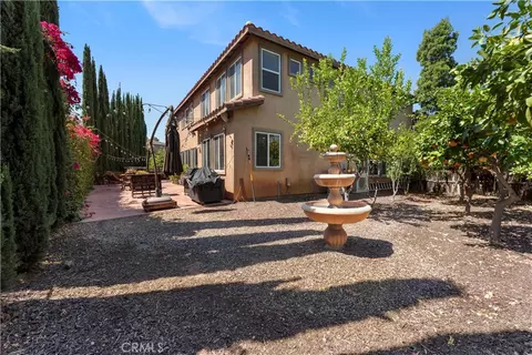 Exterior - 505 Acacia Ct, Redlands, CA 92373 photo 7 of 9