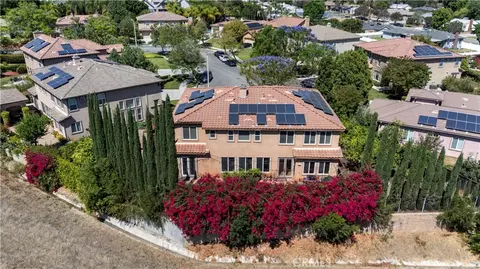 View/Area - 505 Acacia Ct, Redlands, CA 92373 photo 4 of 7