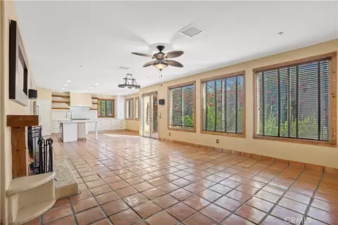 Living - 505 Acacia Ct, Redlands, CA 92373 photo 6 of 6