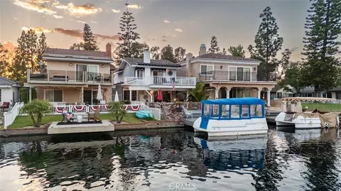 24205 Okeechobee Ln, Lake Forest, CA 92630